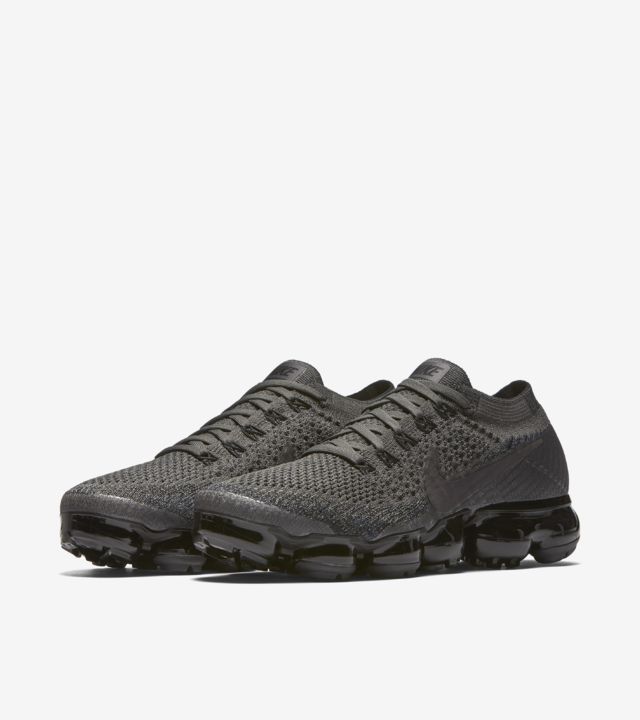 midnight fog vapormax