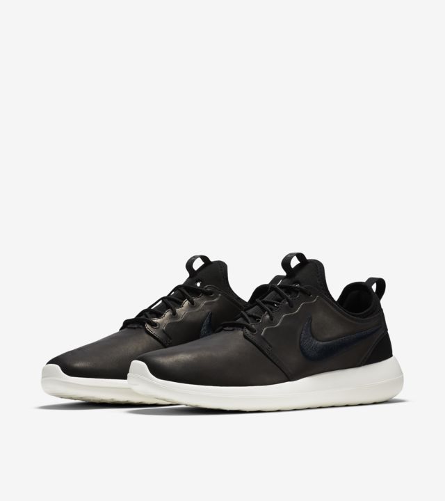 nikelab roshe two leather