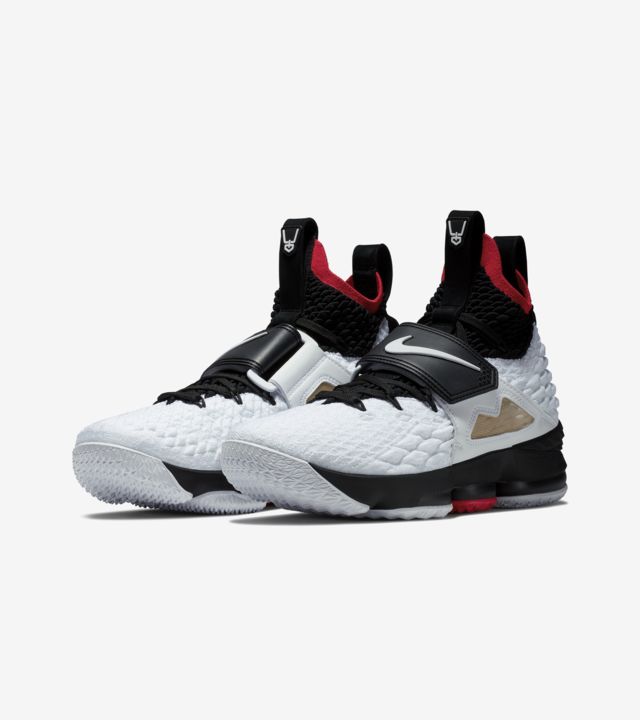 lebron 15 diamond turf white