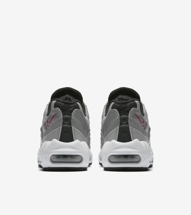 Women's Nike Air Max 95 'Metallic Silver'. Nike SNKRS GB