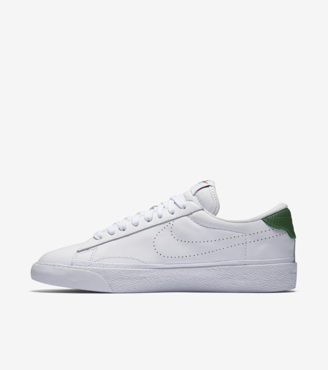 nike tennis classic green