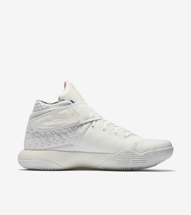Kyrie 2 'What The' Sail. Nike SNKRS