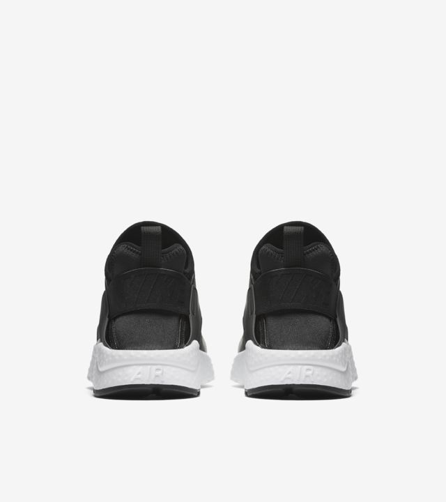 Women's Nike Air Huarache Run Ultra 'Black & White'. Nike SNKRS IE