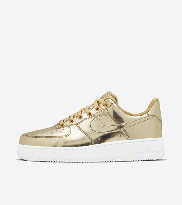 Women's Air Force 1 Metallic 'Gold' Release Date. Nike SNKRS ID