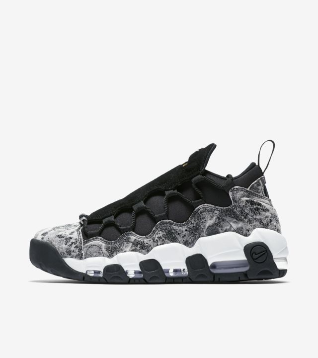 Women S Air More Money Lx Black Summit White Release Date Nike Snkrs At