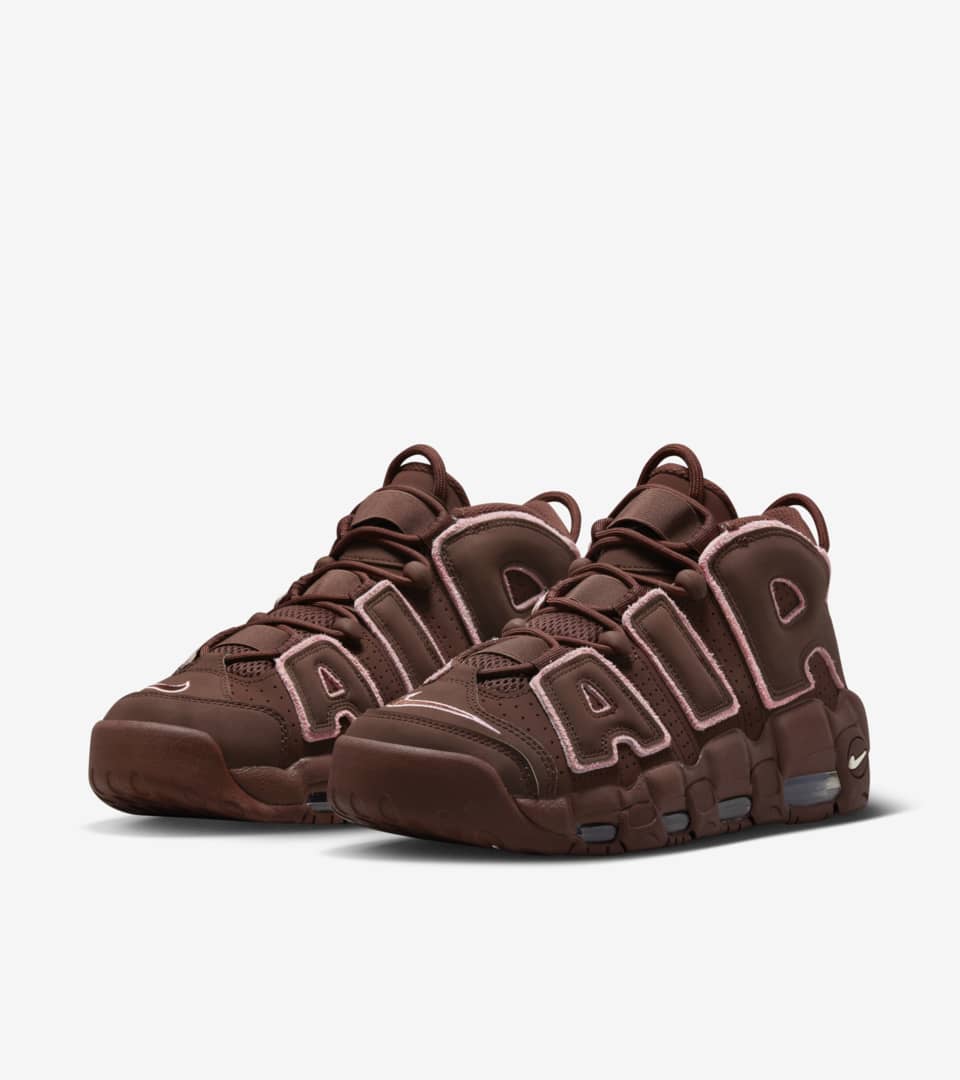 Nike hot sale uptempo pink