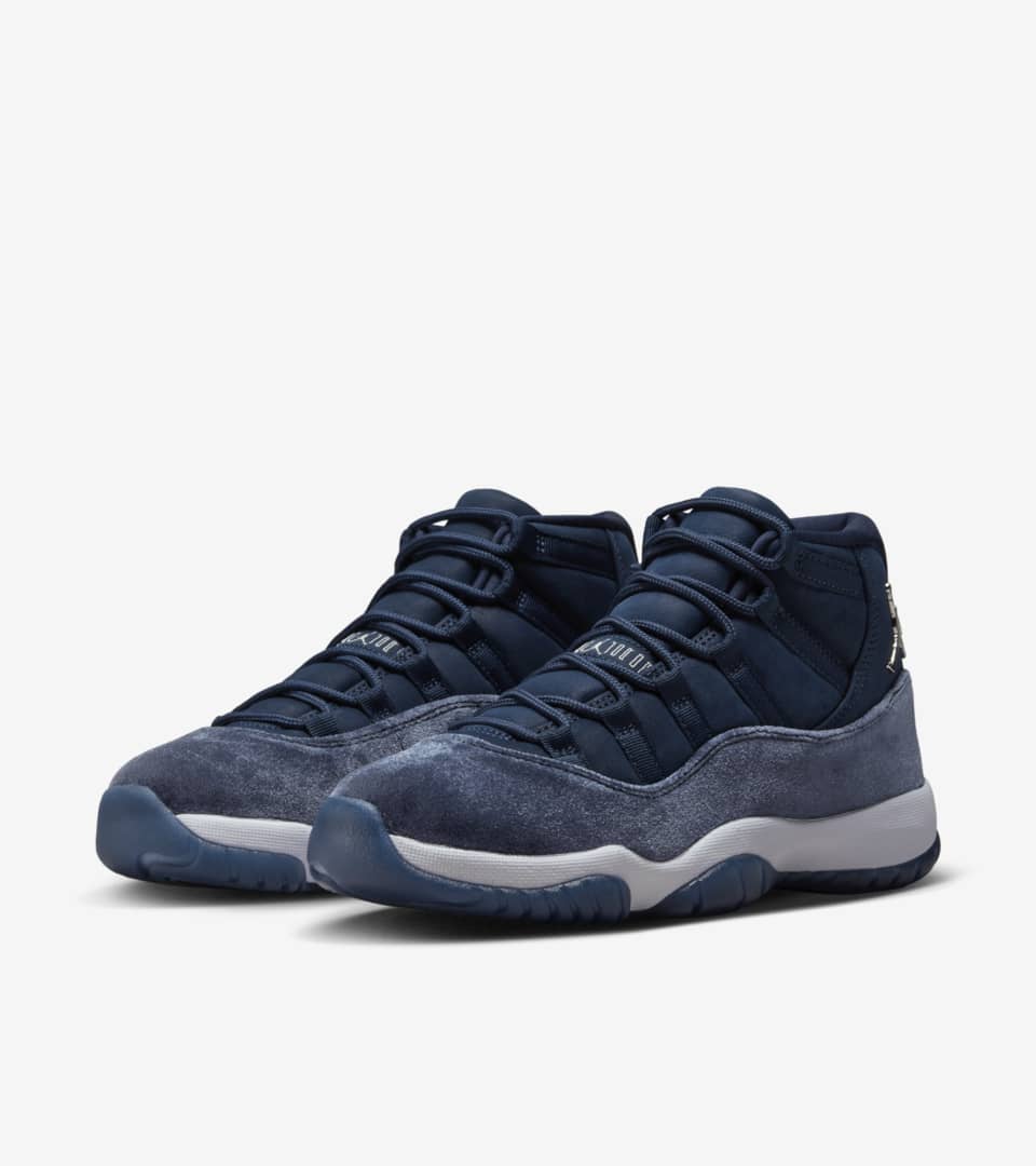 Jordan 11 white outlet and navy