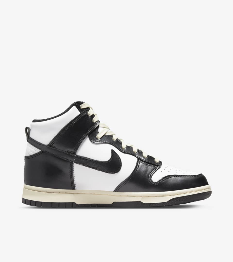NIKE WMNS DUNK HIGH BLACK AND WHITE 28.5