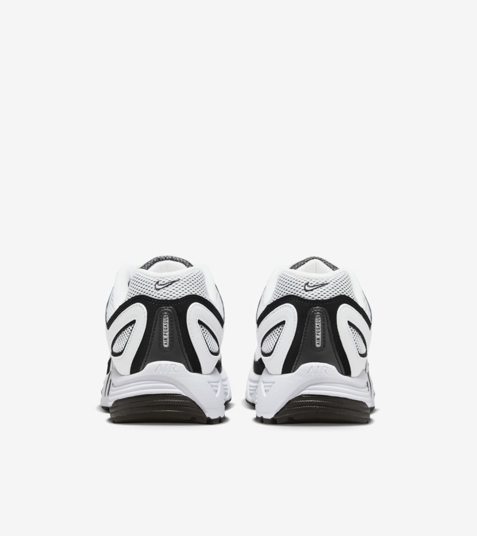 zSneakerHeadz on X: 2022 #Setsubun Nike Dunk Low on-feet! ✔️🎉   / X