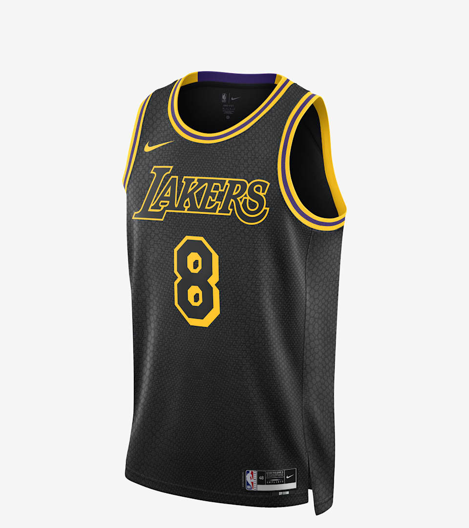 วันเปิดตัว Kobe Mamba Mentality Apparel Collection. Nike SNKRS