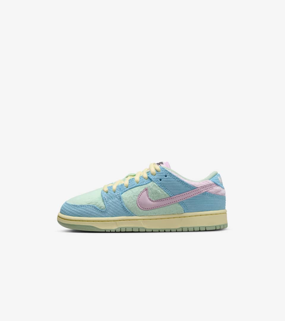 Nike Toddler’s Vintage deals Dunk Low SB Blue Yellow White Sneakers Size 10C