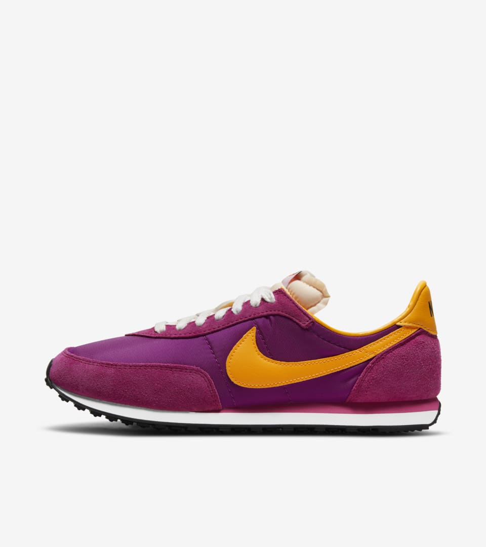 nike berry trainers