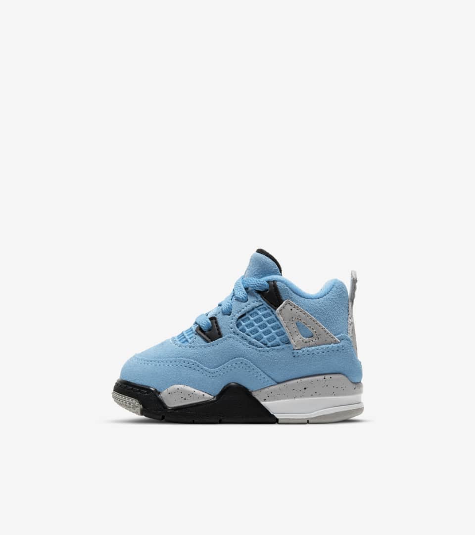 jordan 4 university blue with black laces