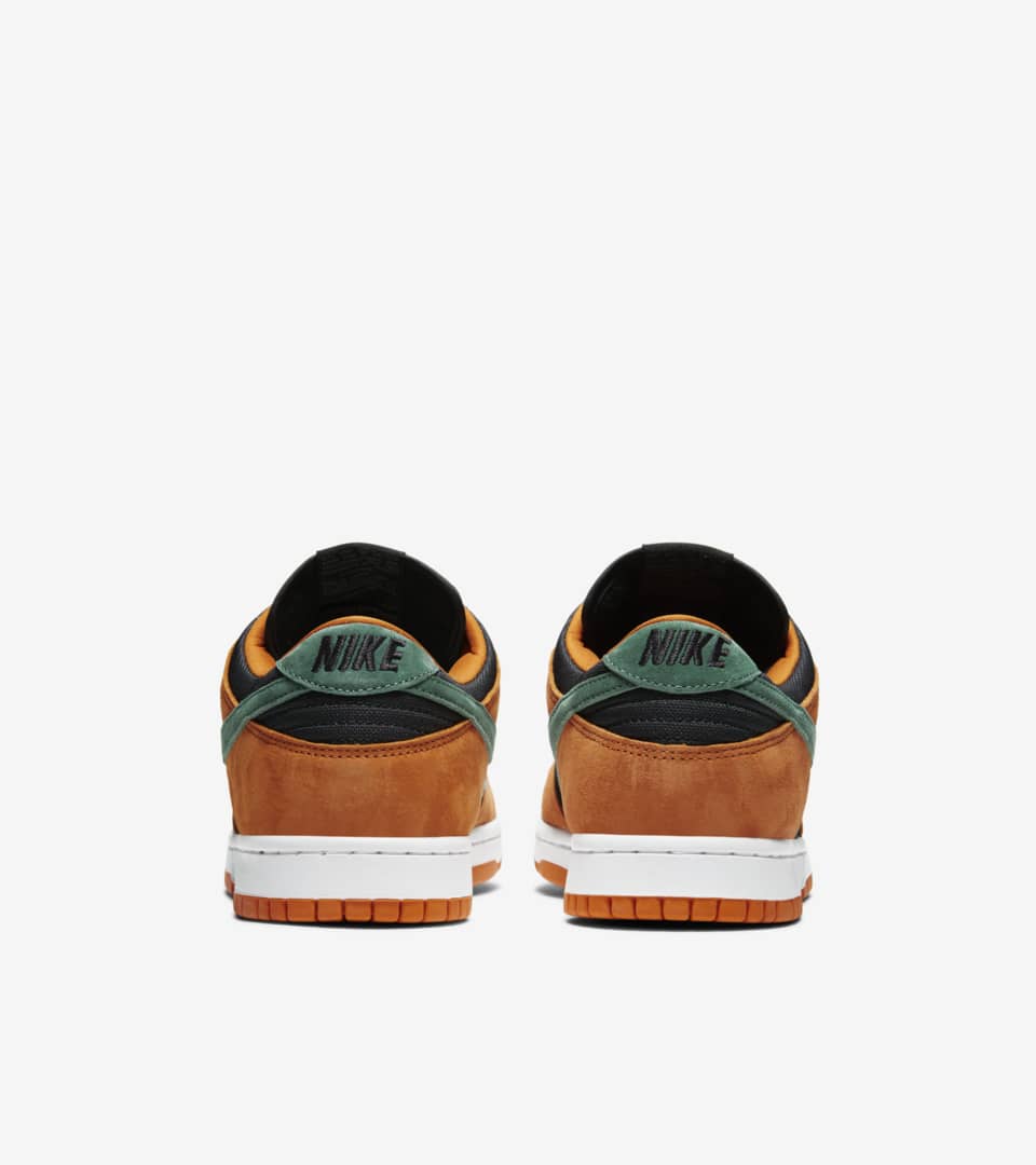 Dunk Low “Ceramic” — дата релиза. Nike SNKRS RU