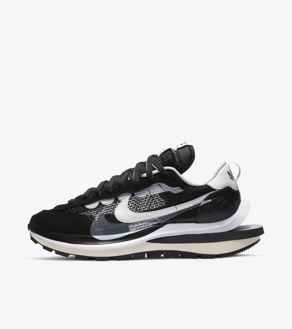 nike sacai black white