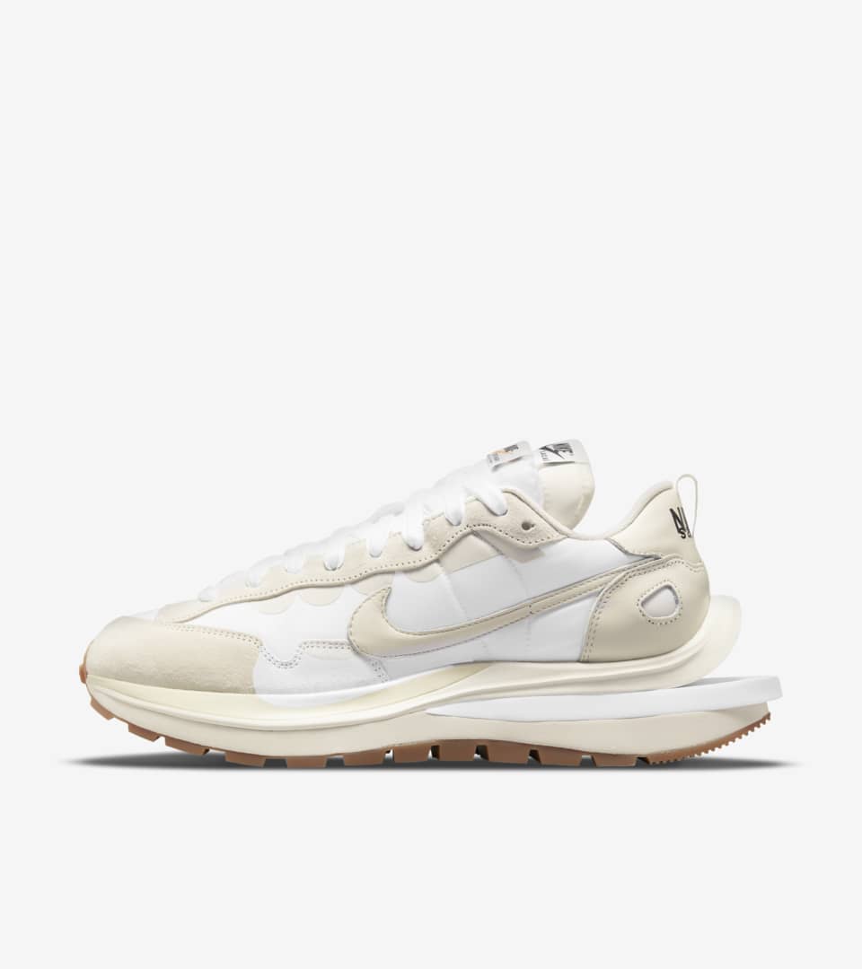 こちら取り置き可能でしょうかNIKE sacai vaporwaffle white gum