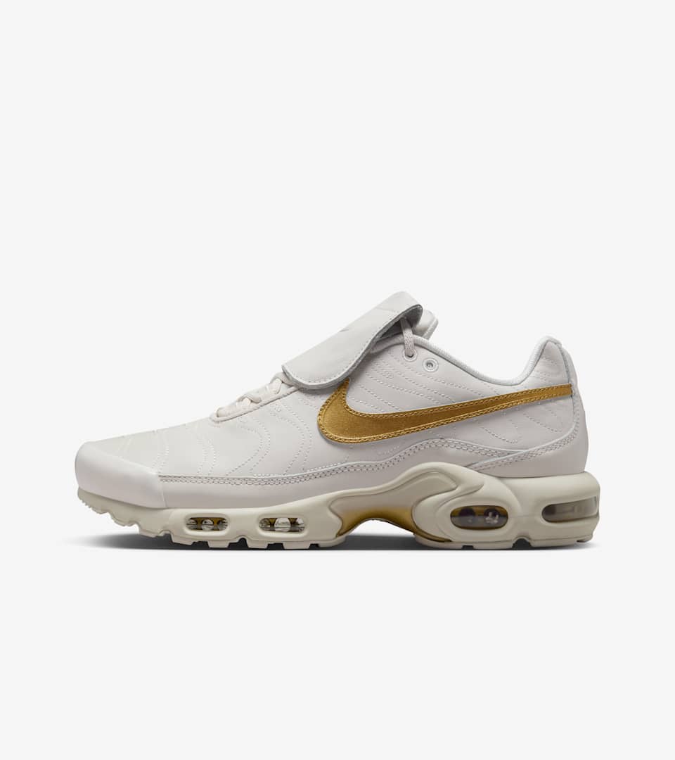 Air Max Plus TNPO Phantom and Metallic Gold HV2541 001 Release Date. Nike SNKRS