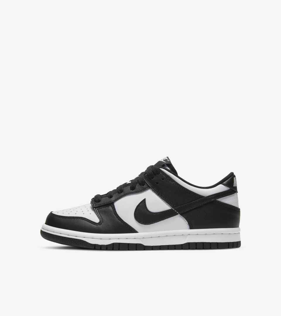 dunk black white nike