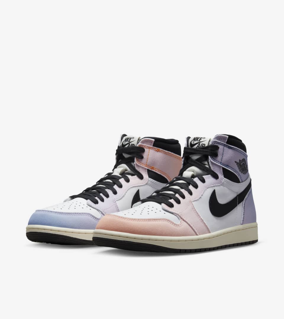 Air Jordan 1 High Top Sneakers in Multicoloured - Nike