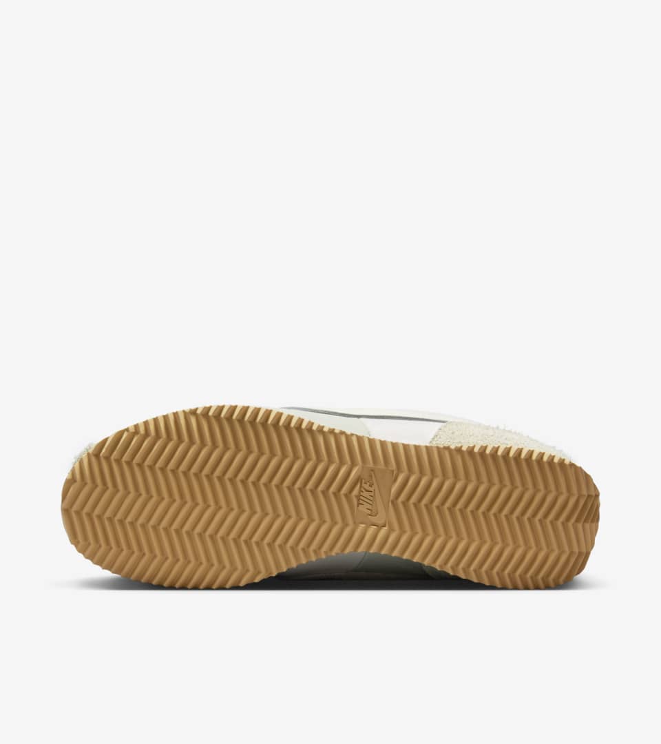 Nike cortez green leather sales