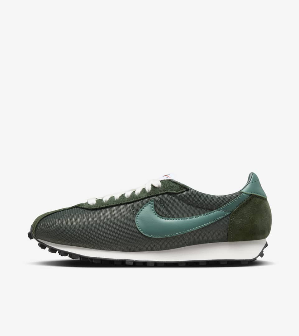 Nike vintage uomo outlet