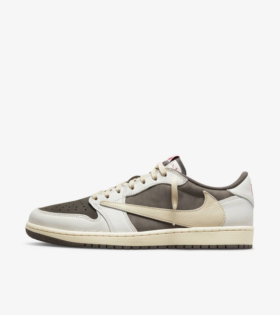 Dependencia patrimonio acre Fecha de lanzamiento de las Air Jordan 1 Low x Travis Scott "Sail and  Ridgerock" (DM7866-162). Nike SNKRS ES