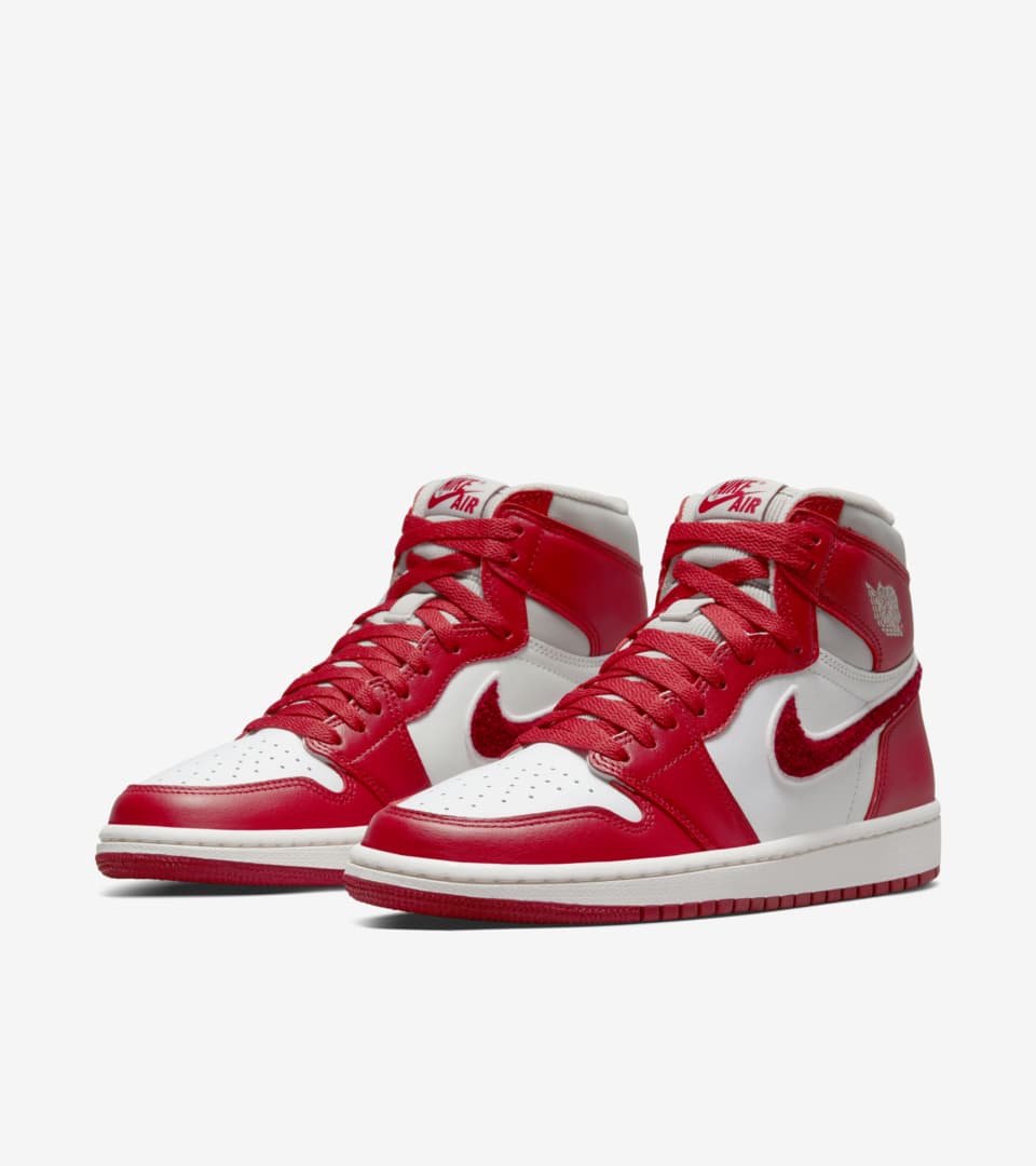sexo claridad cáscara Air Jordan 1 "Varsity Red" para mujer (DJ4891-061). Nike SNKRS ES