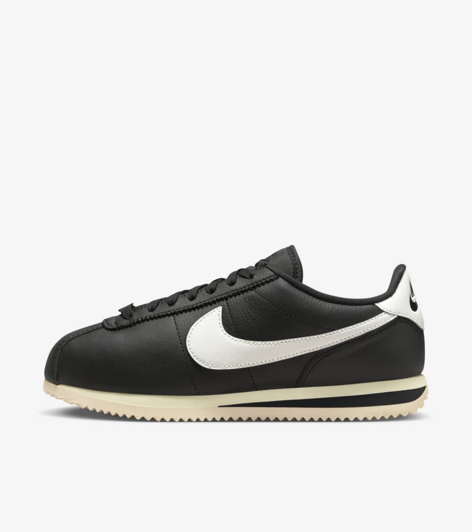ãNIKEå
¬å¼ããã¤ã ã¬ãã£ã¼ã¹ ã³ã«ããã 'Black and Sail' (FB6877-001 / W NIKE CORTEZ 23 PREMIUM). Nike SNKRS JP