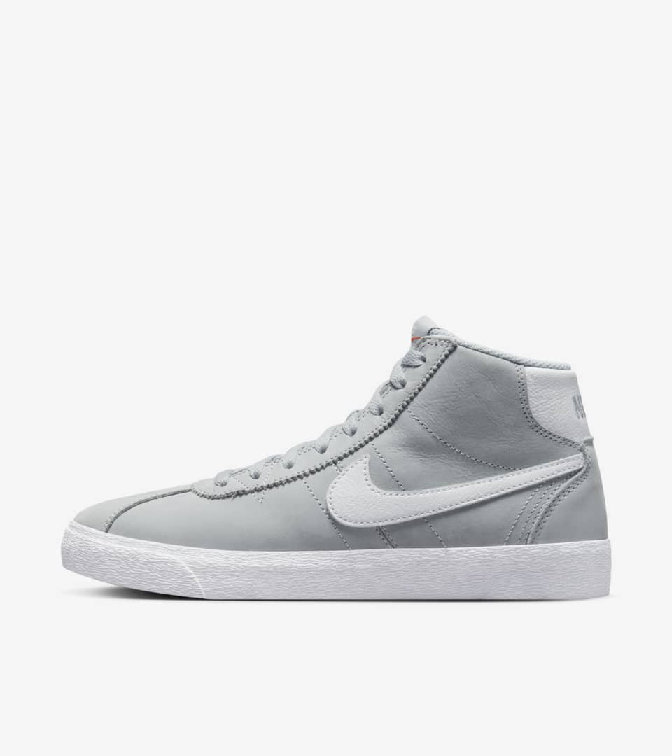 Bende Vermomd Blanco Nike SNKRS. Release Dates & Launch Calendar