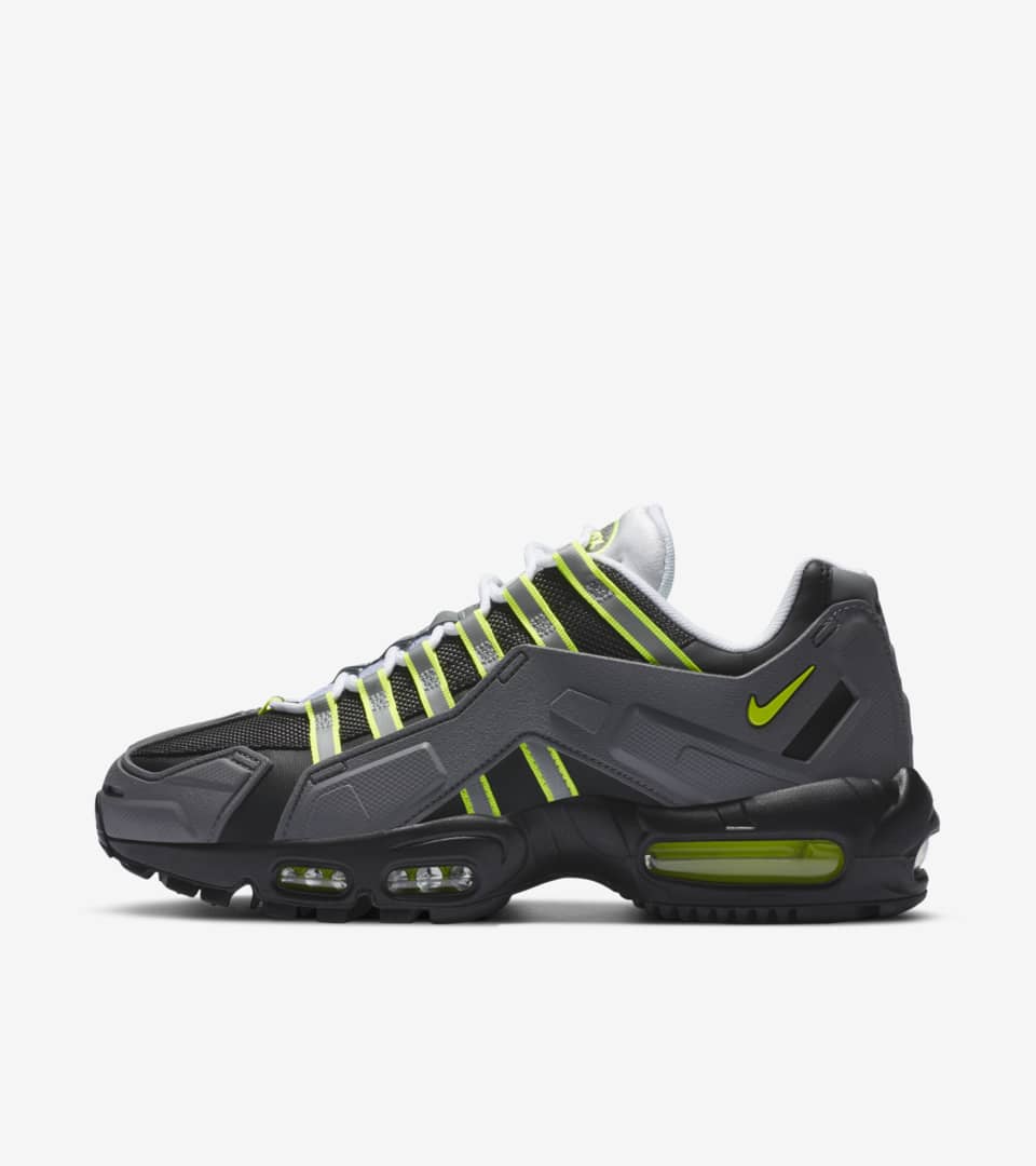 NIKE公式】エア マックス 95 NDSTRKT 'Neon Yellow' (NDSTRKT AM 95 / CZ3591-002). Nike  SNKRS JP