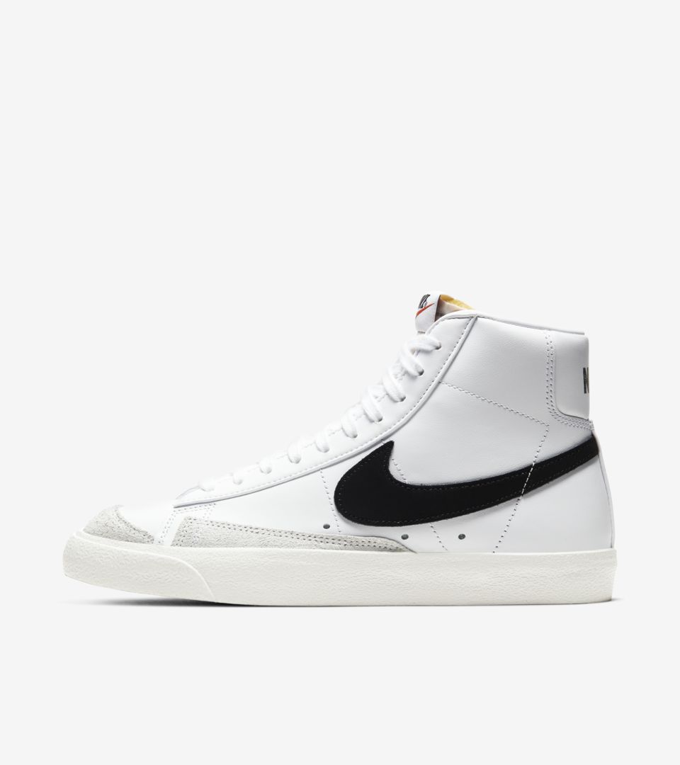 NIKE公式】レディース ブレーザー MID '77 'White/Black' (CZ1055-100