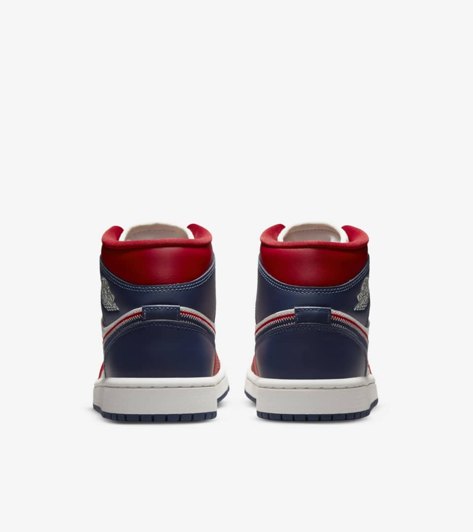 女款Air Jordan 1 中筒鞋SE 