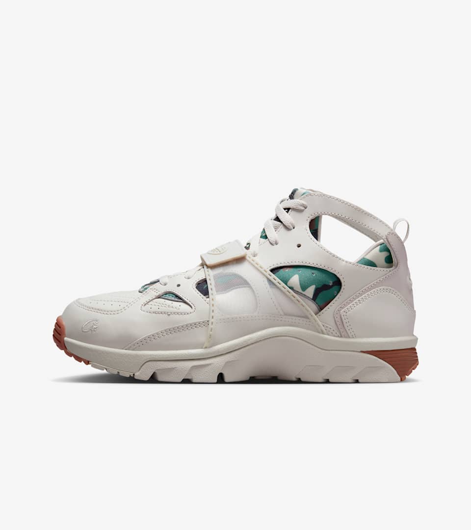 Air Trainer Huarache x Corteiz Light Bone FQ8793 002 release date. Nike SNKRS