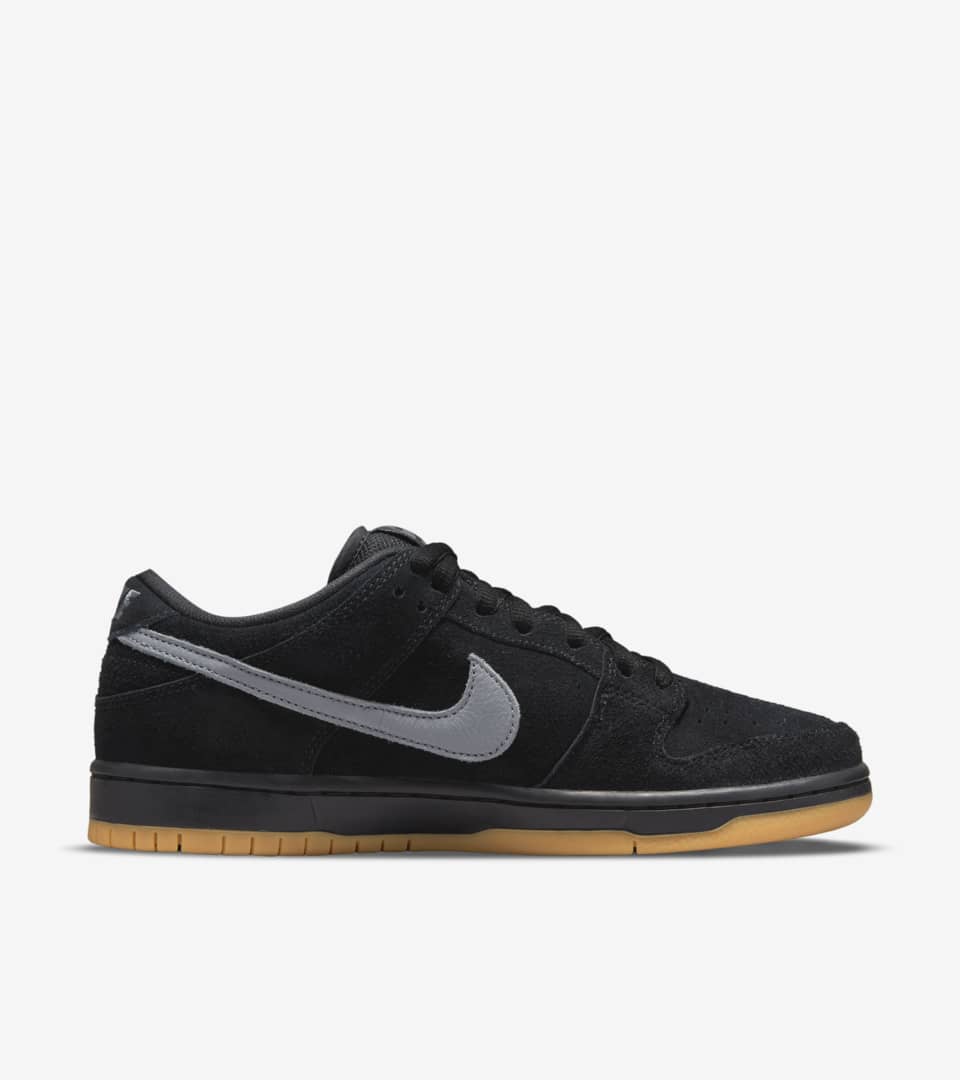 SB Dunk Low Pro 'Black' (BQ6817-010) Release Date. Nike SNKRS