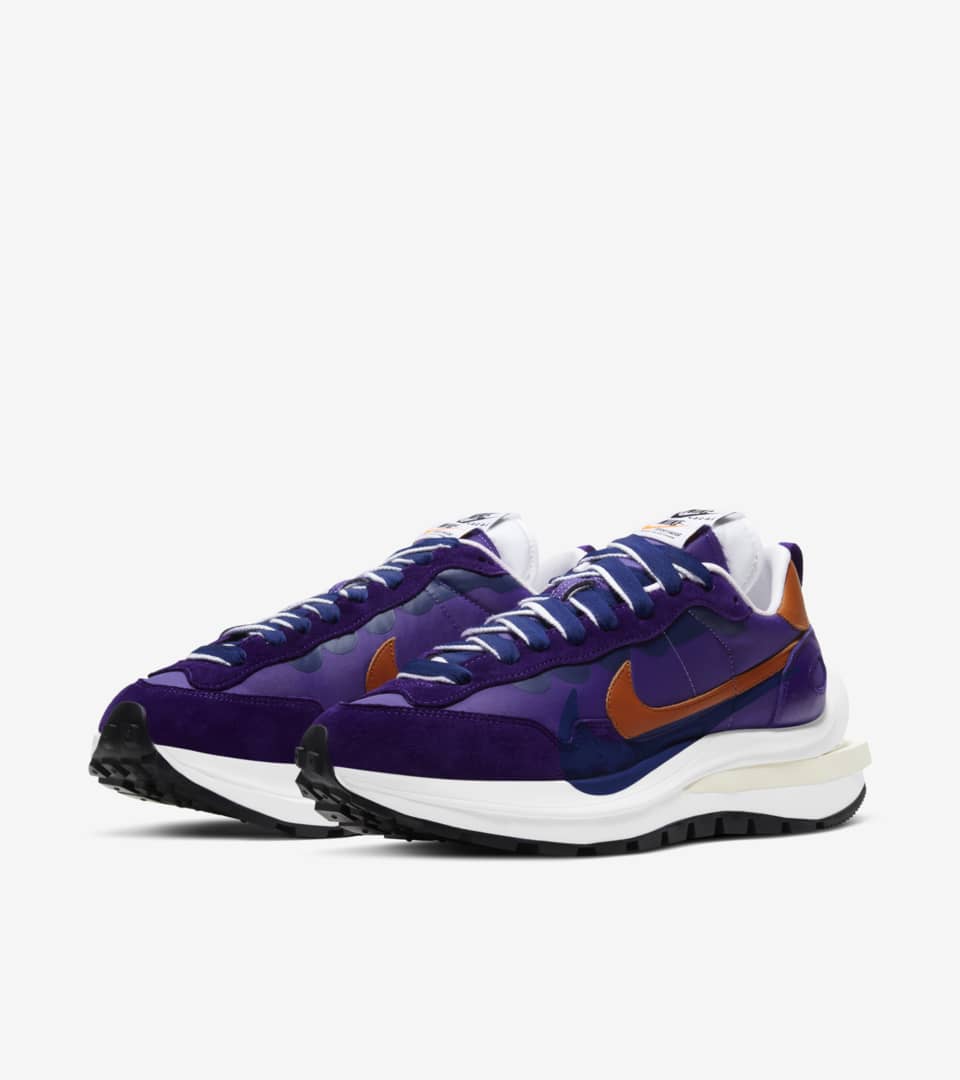 検討させていただきますSACAI NIKE VAPOR WAFFLE DARKIRIS