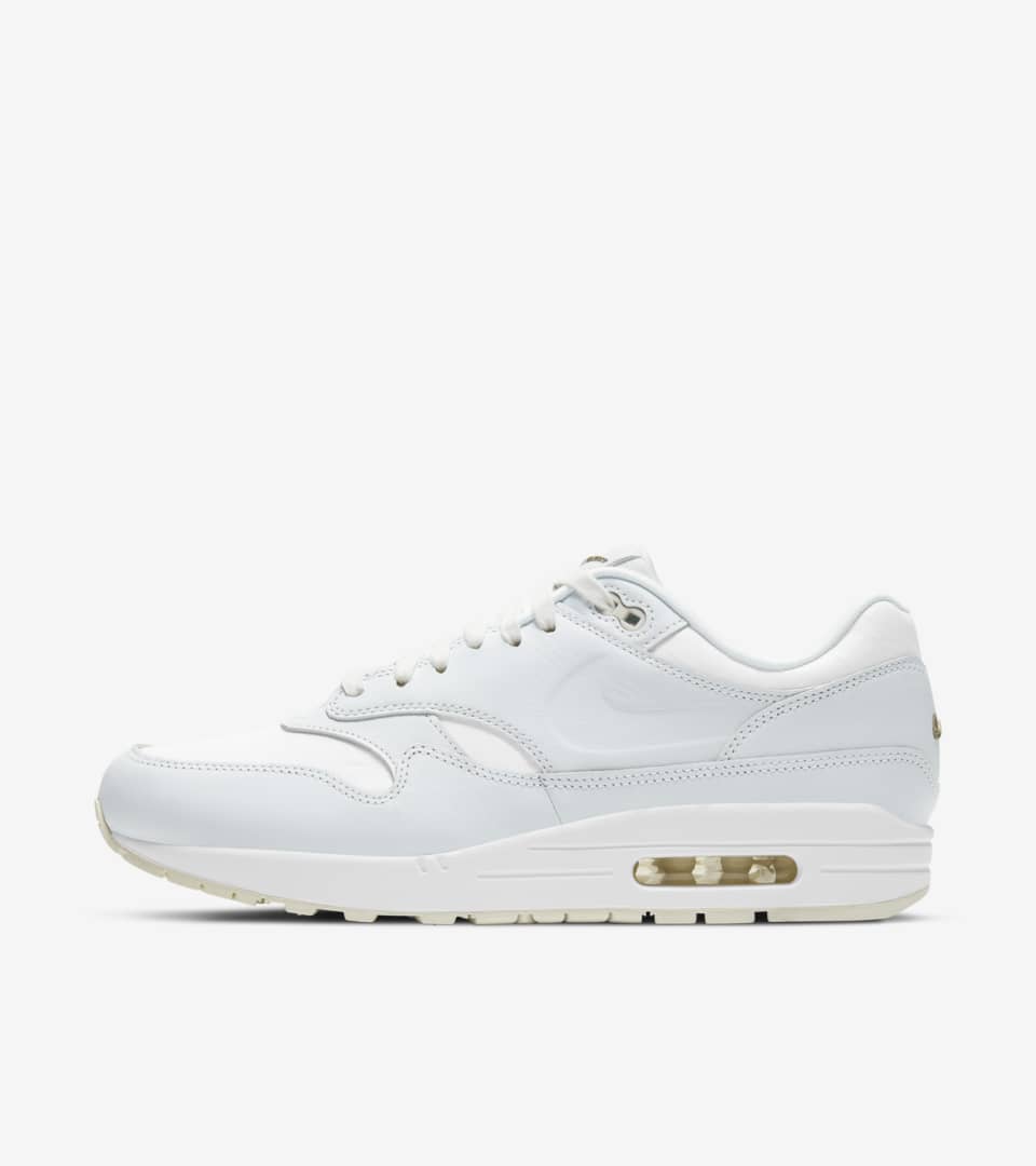 womens air max 1 white