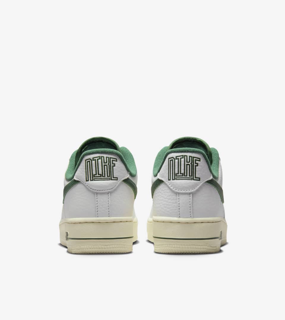 Nike Air Force 1 07 LX