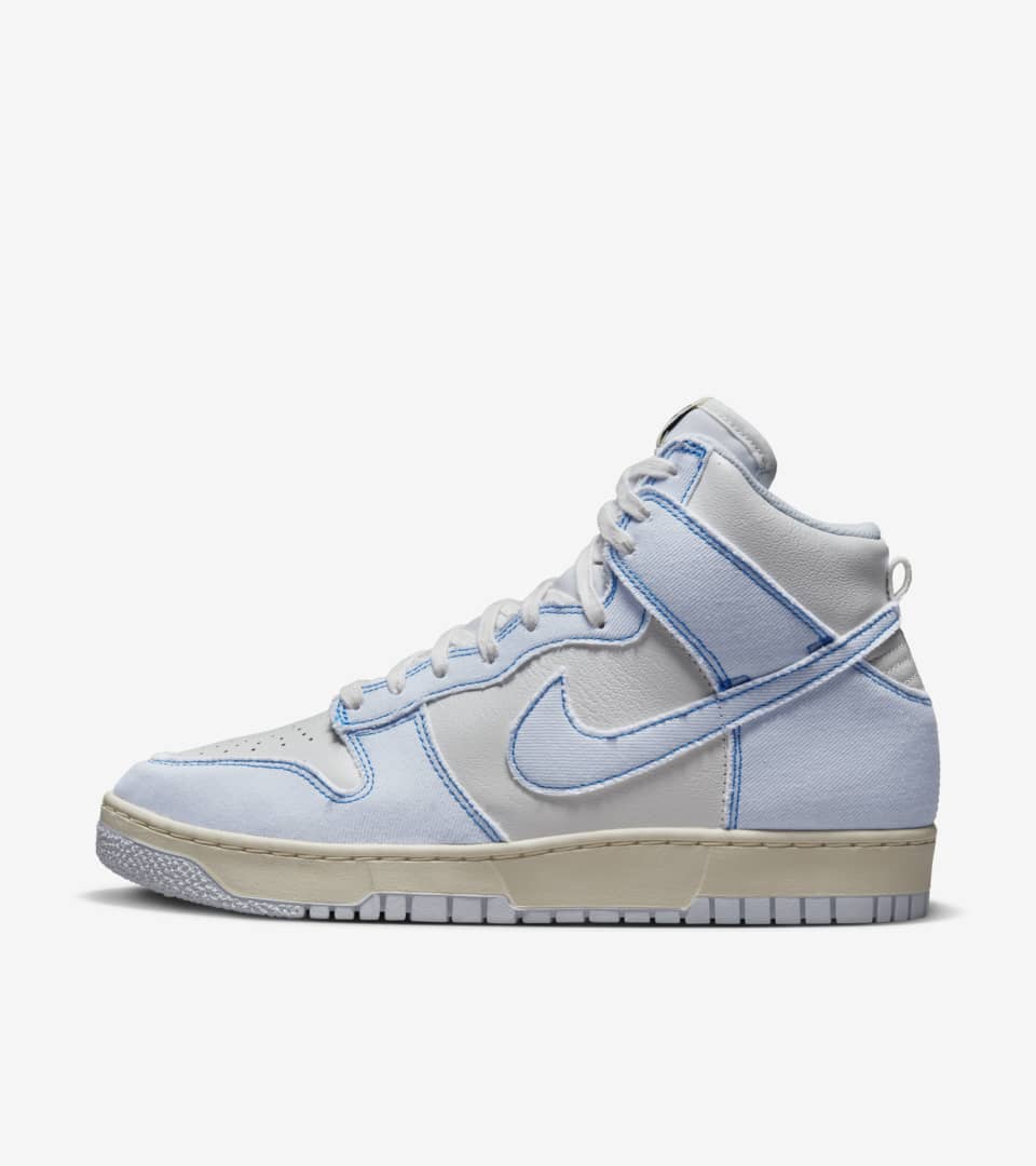 Nike blue high top hot sale sneakers