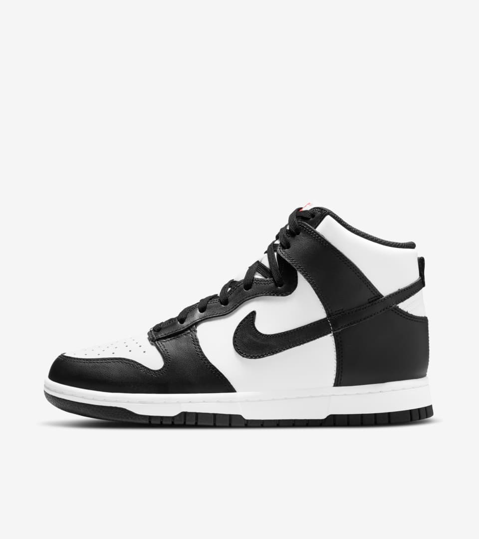 Nike WMNS Dunk High Black and White