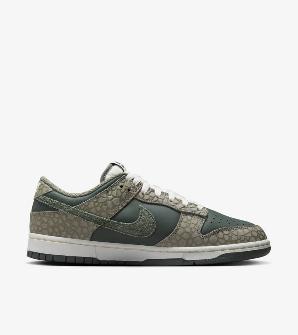 NIKE公式】ダンク LOW 'Vintage Green and Dark Stucco' (HF4878-053 ...