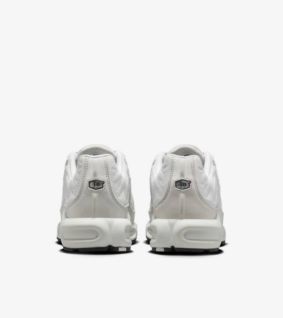 Nike air max plus best sale womens grey