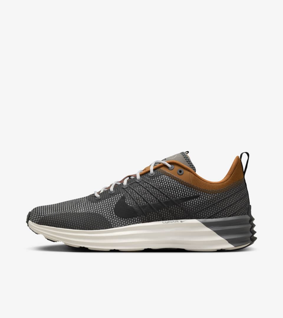 Nike Men's Lunar Roam Se 'Desert Bronze Metallic Pewter Iron Grey Black' Sneakers