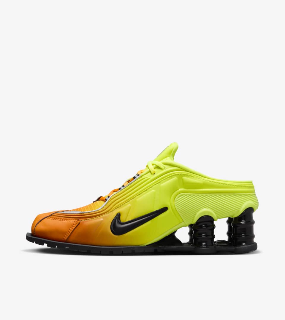 Nike on sale shox orange