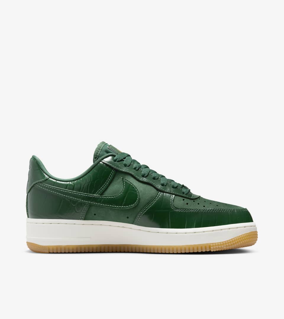Nike air force one green clearance