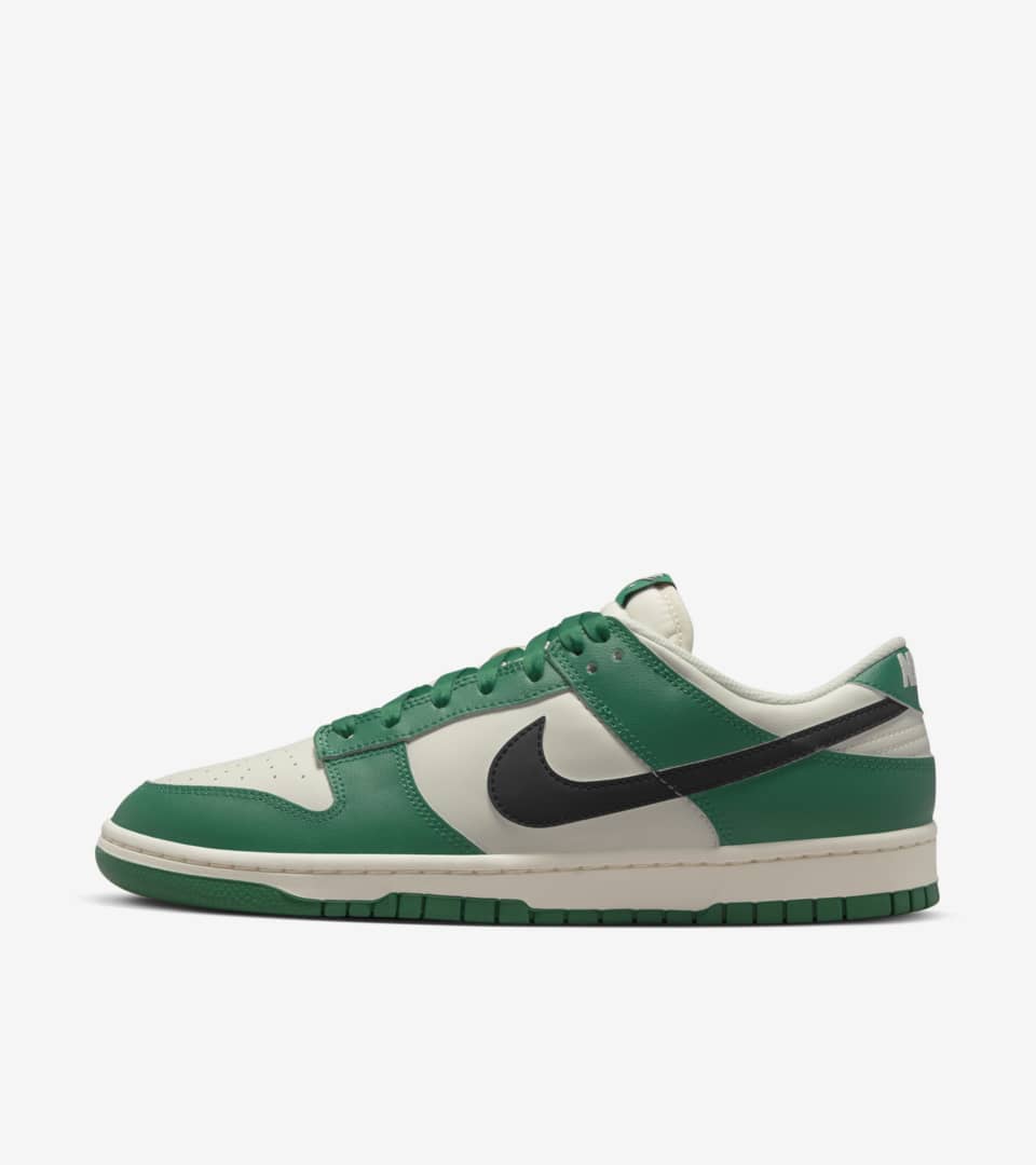 Dunk Low 'Jackpot' (DR9654-100) Release Date. Nike SNKRS ID