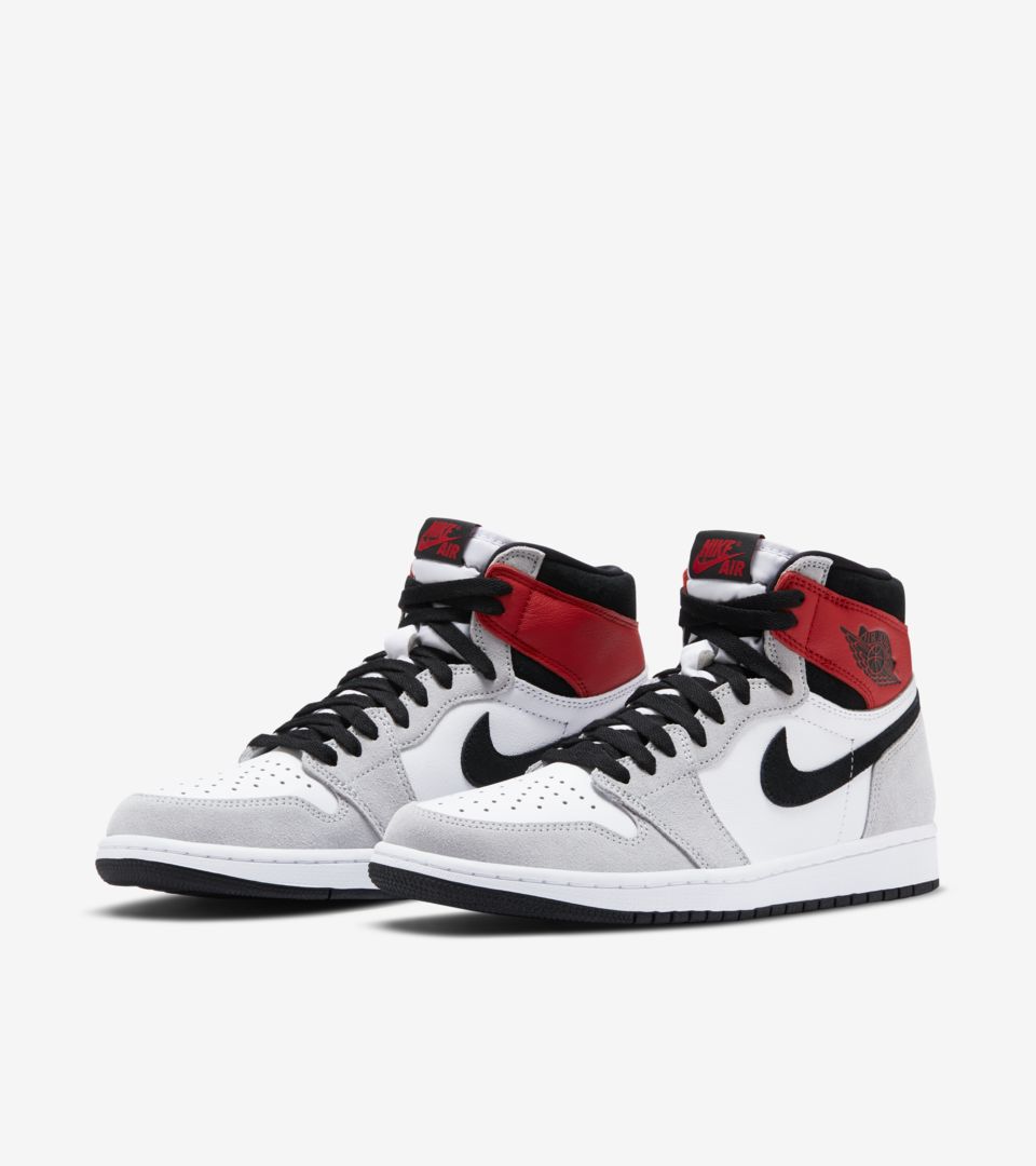 NIKE公式】エア ジョーダン 1 'Smoke Grey' (555088-126 / AJ 1). Nike ...