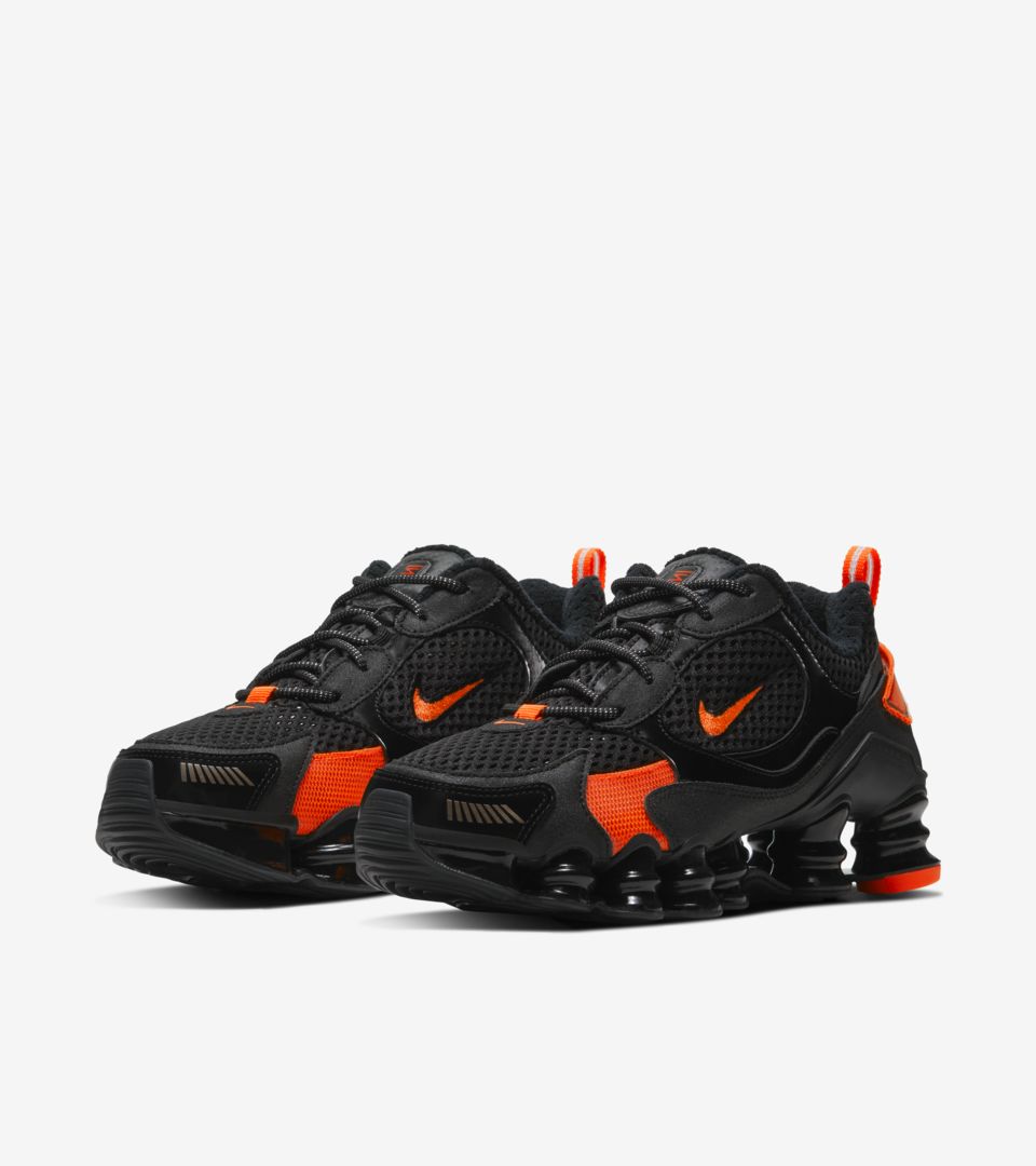 NIKE公式】レディース ショックス TL ノヴァ 'Black/Hyper Crimson