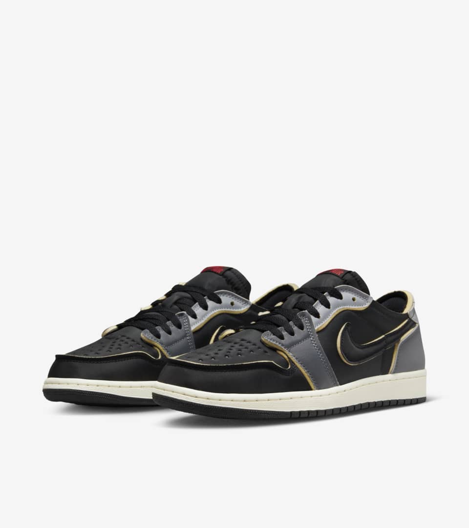 Nike Air Jordan 1 "Black and Smoke Grey"