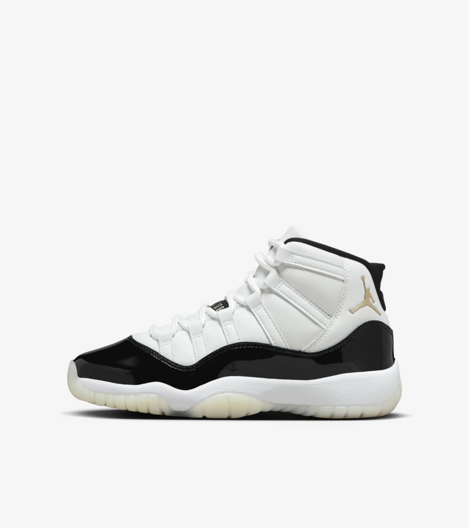 【未使用】NIKE AIR JORDAN 11 RETRO状態未使用品