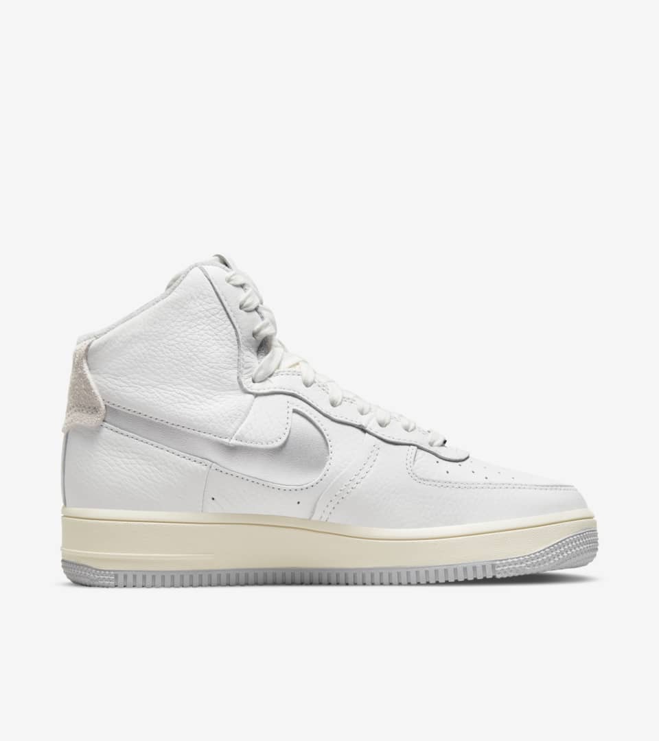 Women's Air Force 1 High Sculpt 'Silver' (DC3590-101) — releasedatum. Nike  SNKRS BE